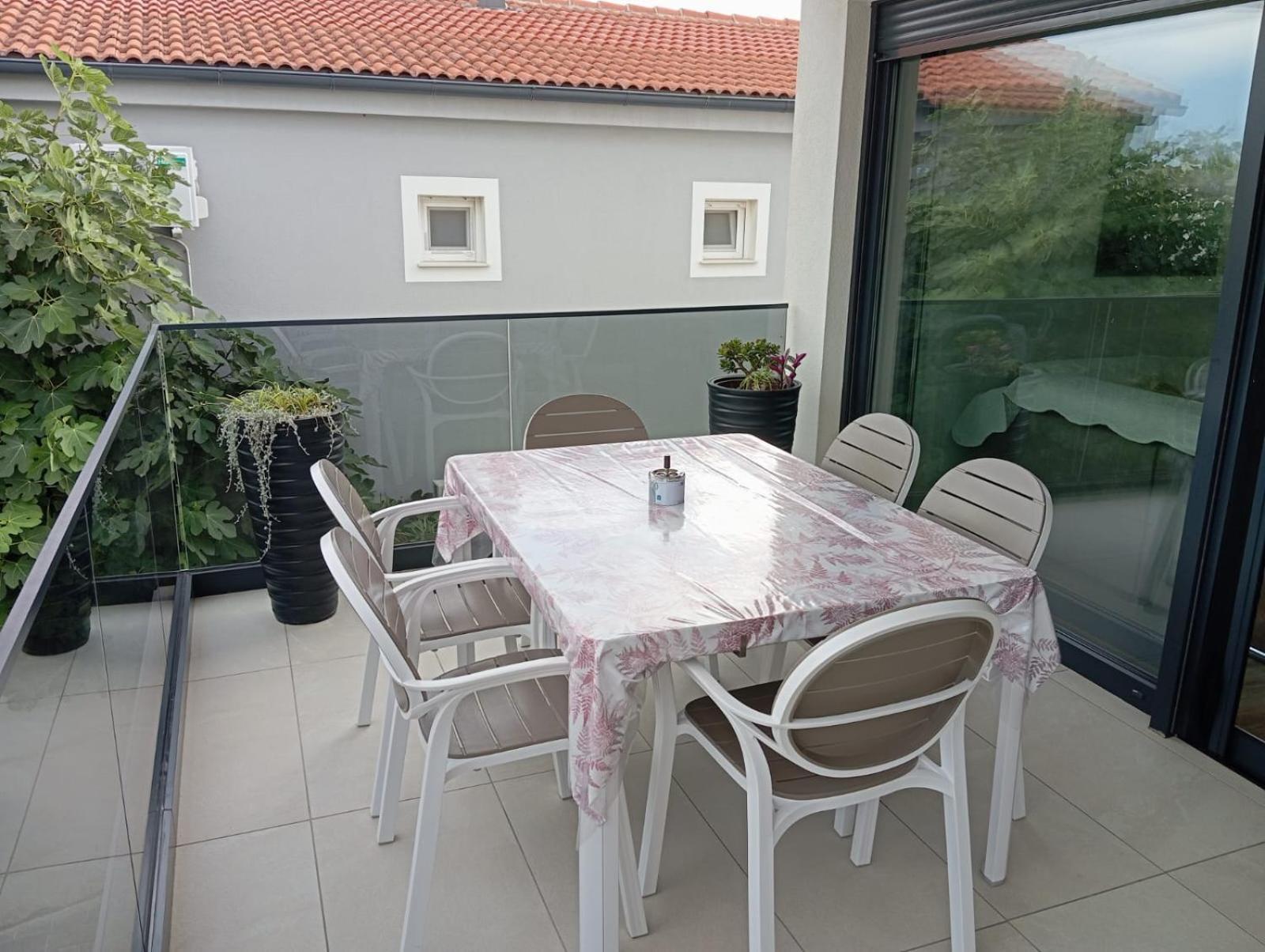 Villa S Вир Екстериор снимка